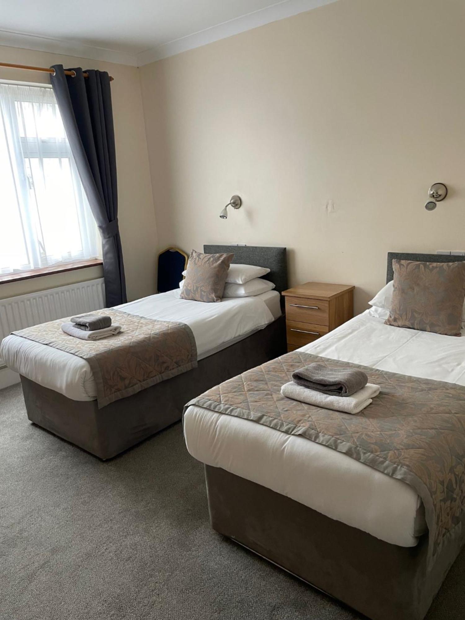 Merlewood Hotel 손더스풋 외부 사진