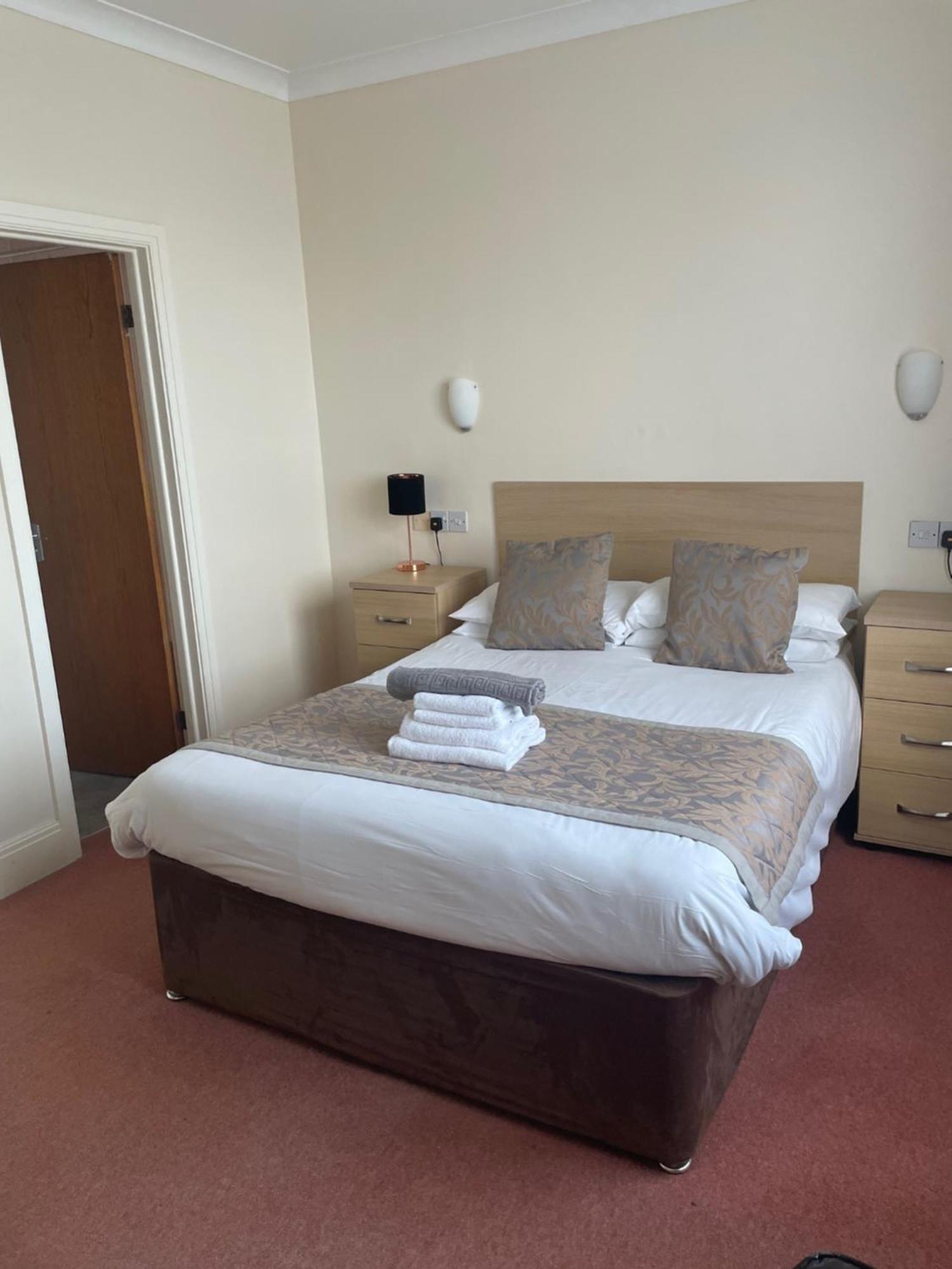 Merlewood Hotel 손더스풋 외부 사진