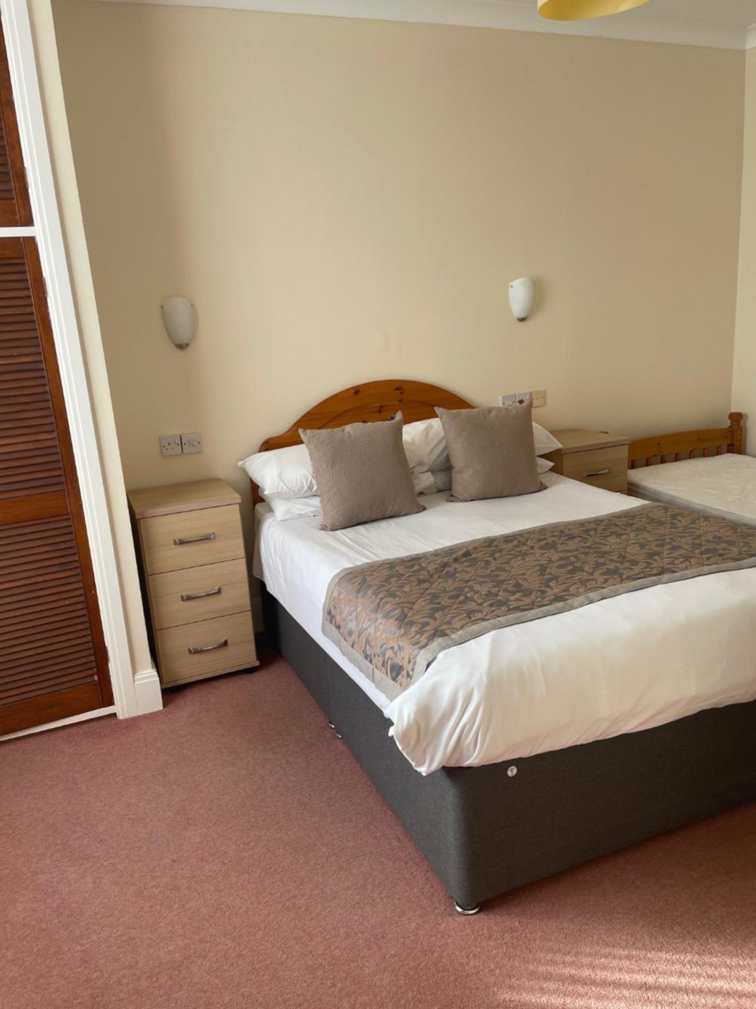 Merlewood Hotel 손더스풋 외부 사진