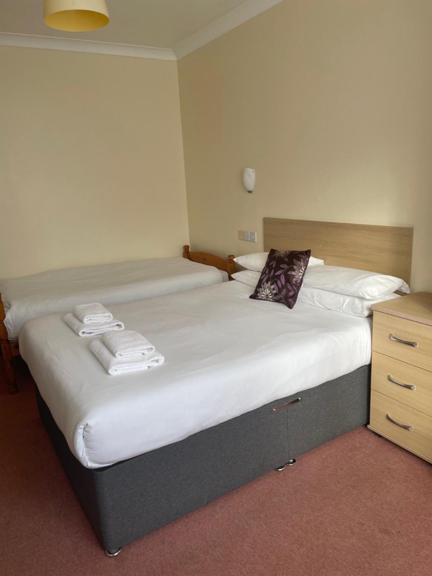 Merlewood Hotel 손더스풋 외부 사진